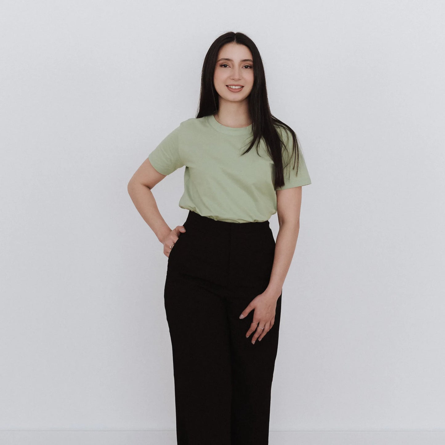 Camiseta Premium 100% Algodão T-Shirt Básica Feminina