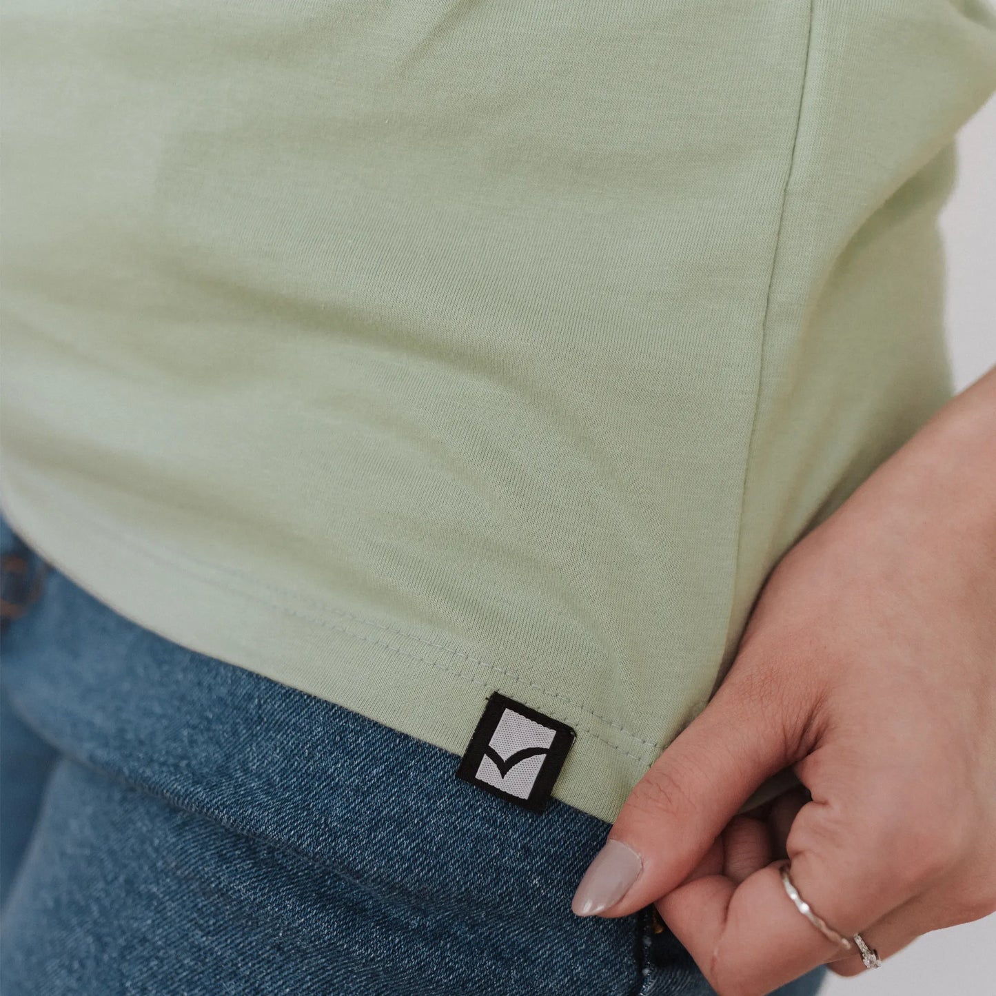 Camiseta Premium 100% Algodão T-Shirt Básica Feminina